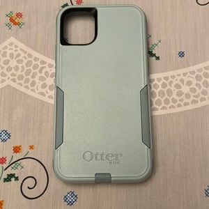 iPhone 11 otter box case